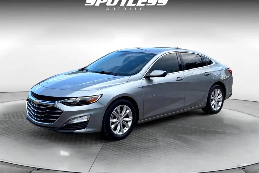 2023 Chevrolet Malibu 1LT photo 1