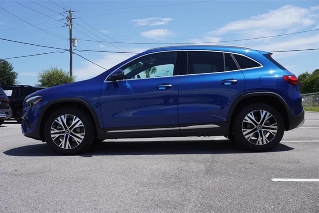 2025 Mercedes Benz GLA 250 photo 1