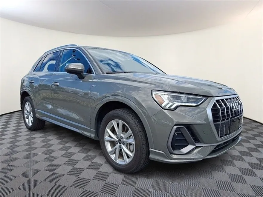 2024 Audi Q3 Premium S line photo 1