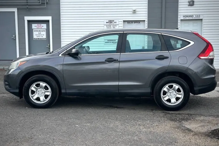2014 Honda CR-V LX photo 1