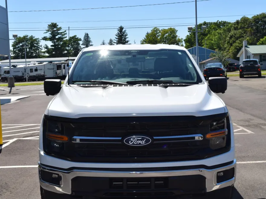 2024 Ford F-150 XLT photo 1