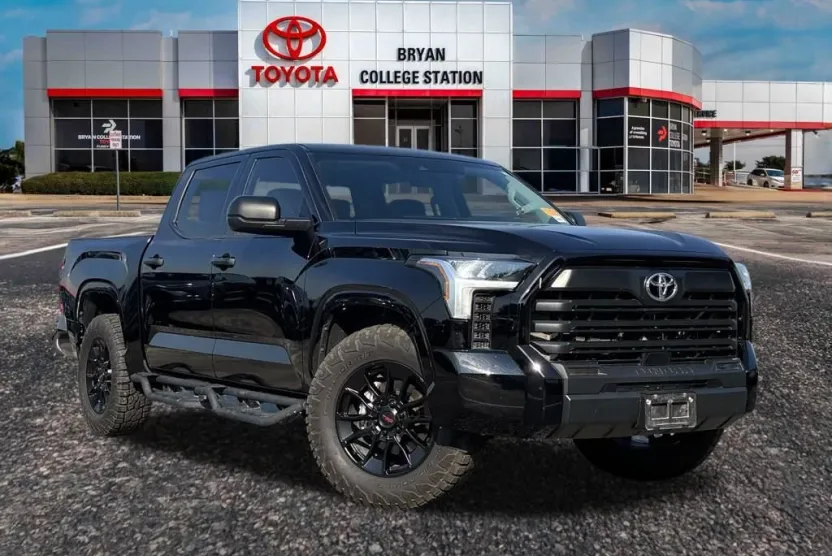 2024 Toyota Tundra SR photo 1