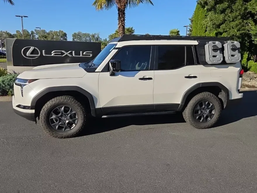 2024 Lexus GX 550 Overtrail photo 1