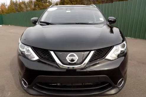 2019 Nissan Rogue Sport SV photo 2