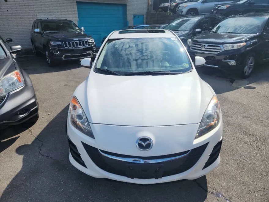 2010 Mazda Mazda3 Touring photo 1