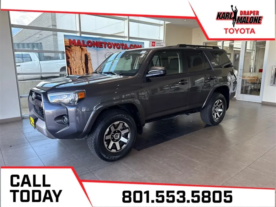 2022 Toyota 4Runner TRD Off-Road photo 1