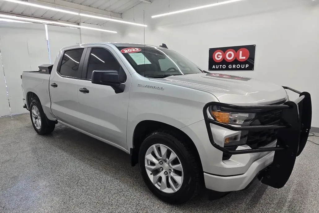 2022 Chevrolet Silverado 1500 Custom photo 1