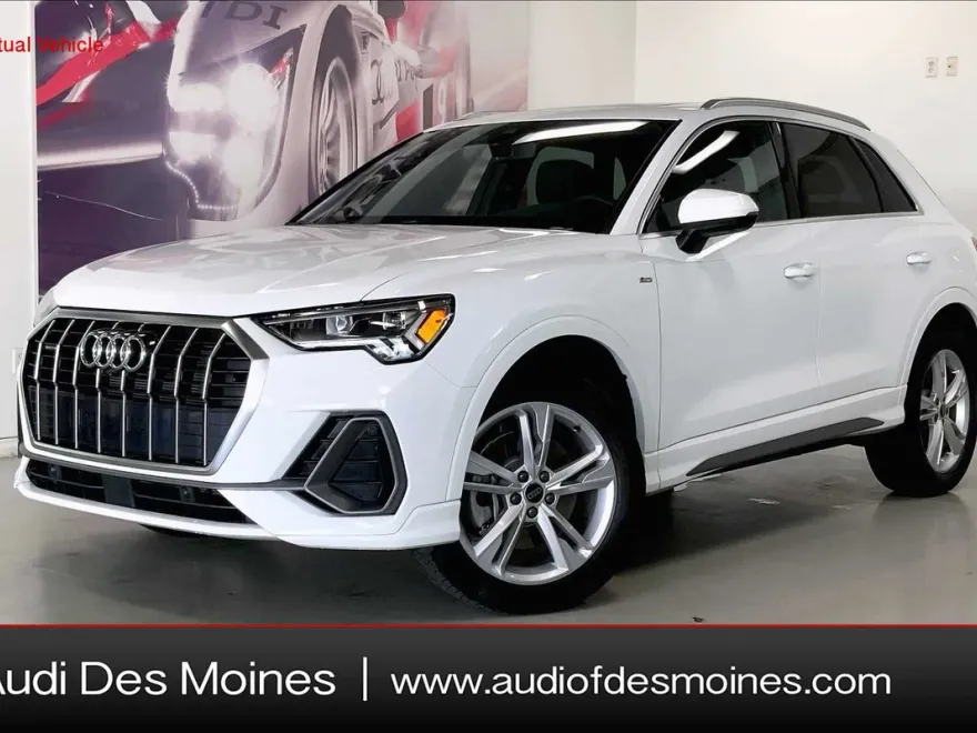 2024 Audi Q3 45 TFSI S line Premium Plus photo 1