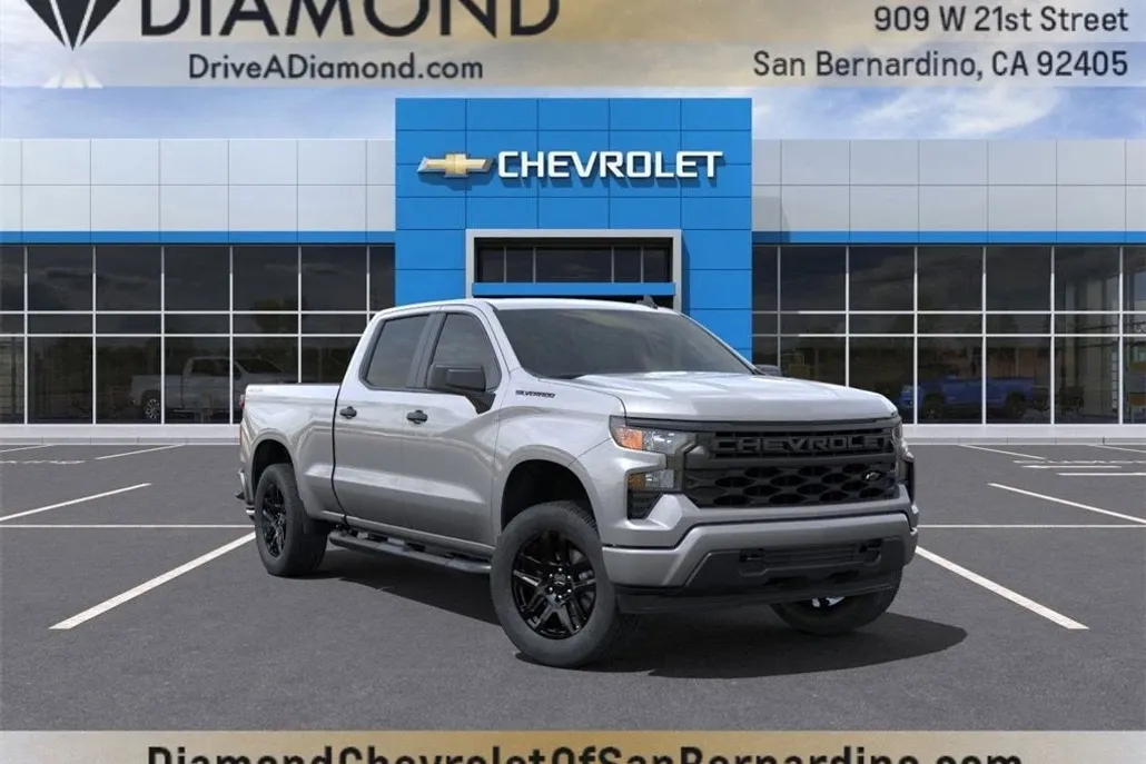 2025 Chevrolet Silverado 1500 Custom photo 1