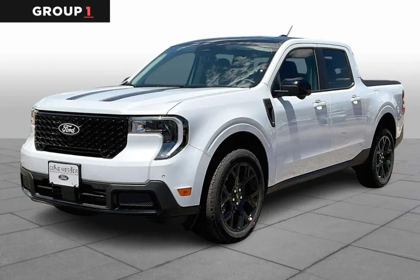 2025 Ford Maverick Lariat photo 1