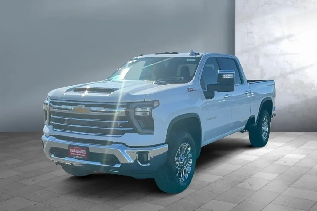 2026 Chevrolet Silverado 3500HD LTZ photo 1