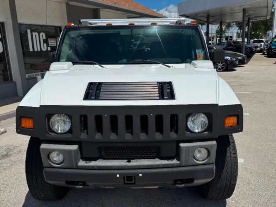 2004 Hummer H2 3/4 Ton photo 1
