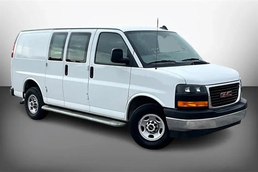 2024 Gmc Savana Cargo 2500 photo 1