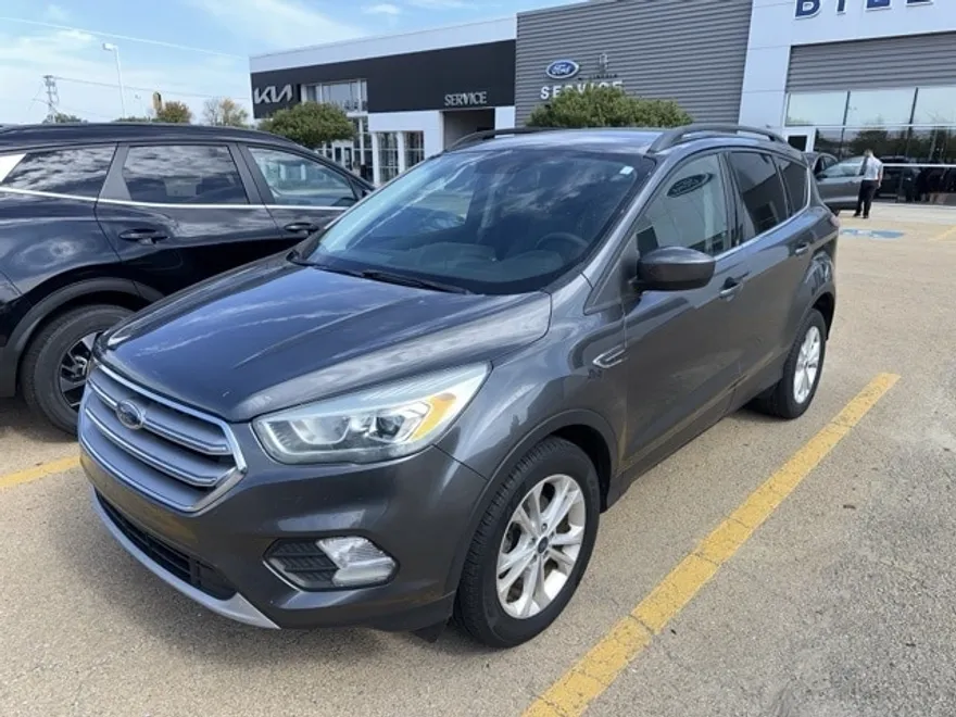 2017 Ford Escape SE photo 1