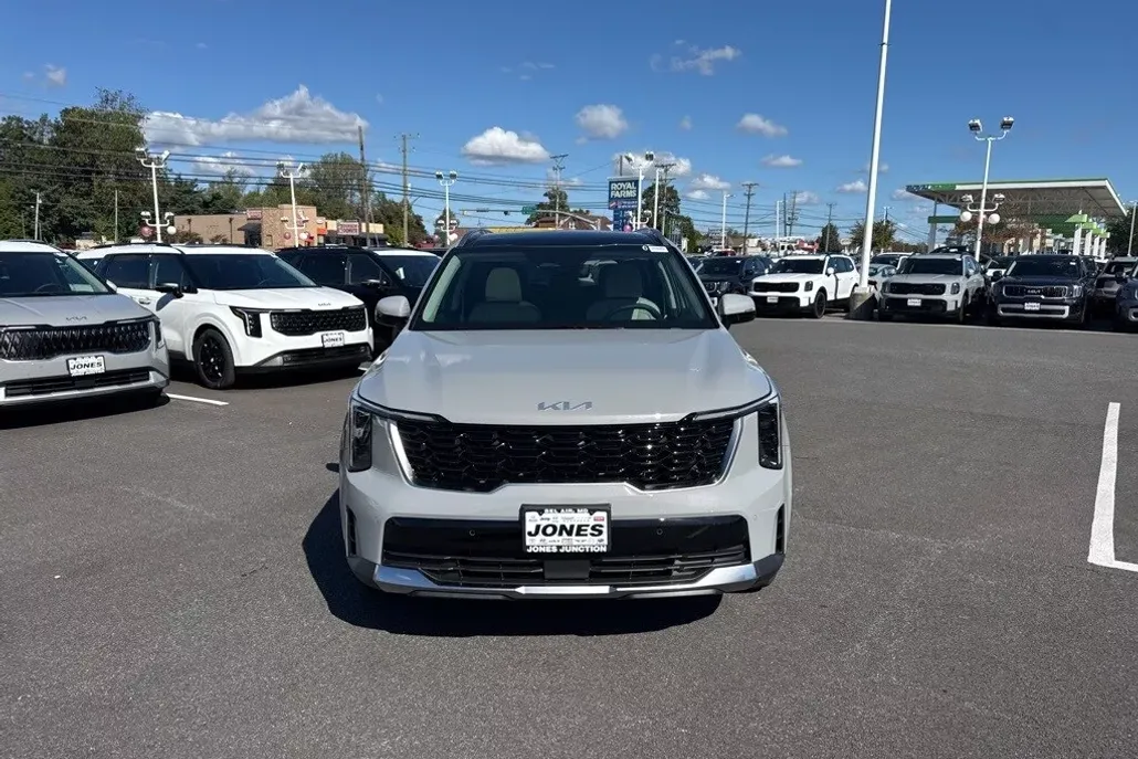 2026 Kia Sorento S photo 1
