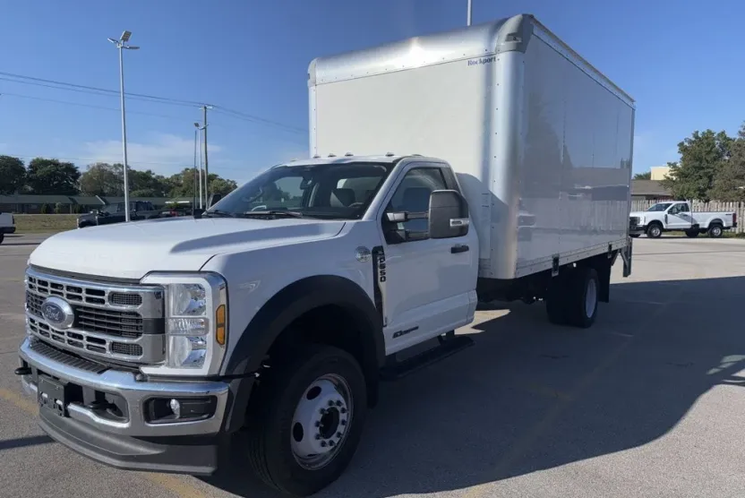 2024 Ford F-550 XL photo 1