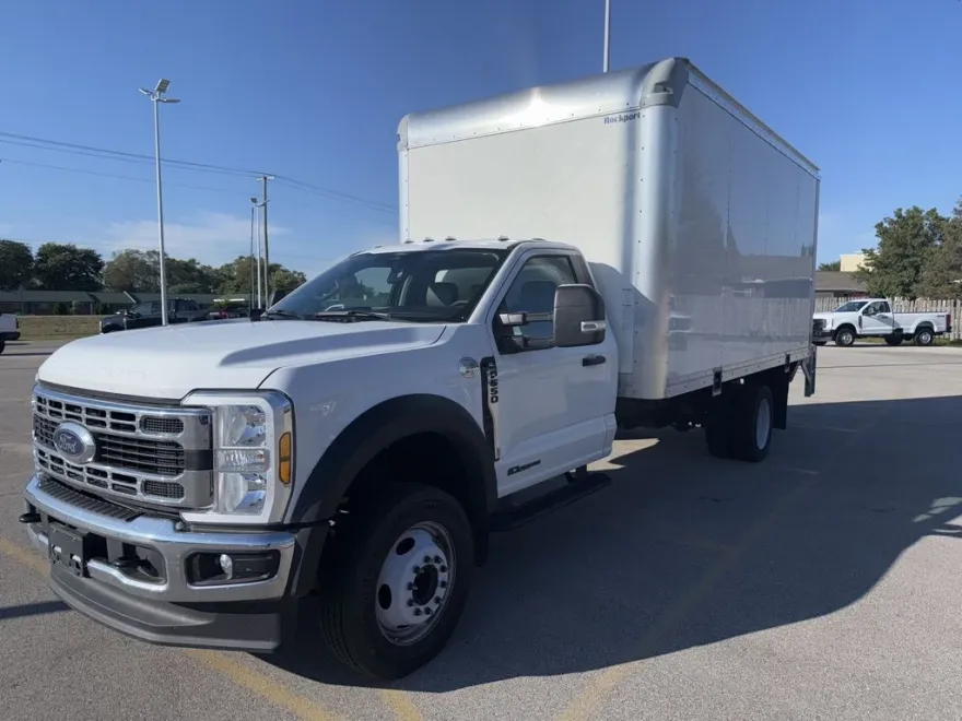 2024 Ford F-550 XL photo 1