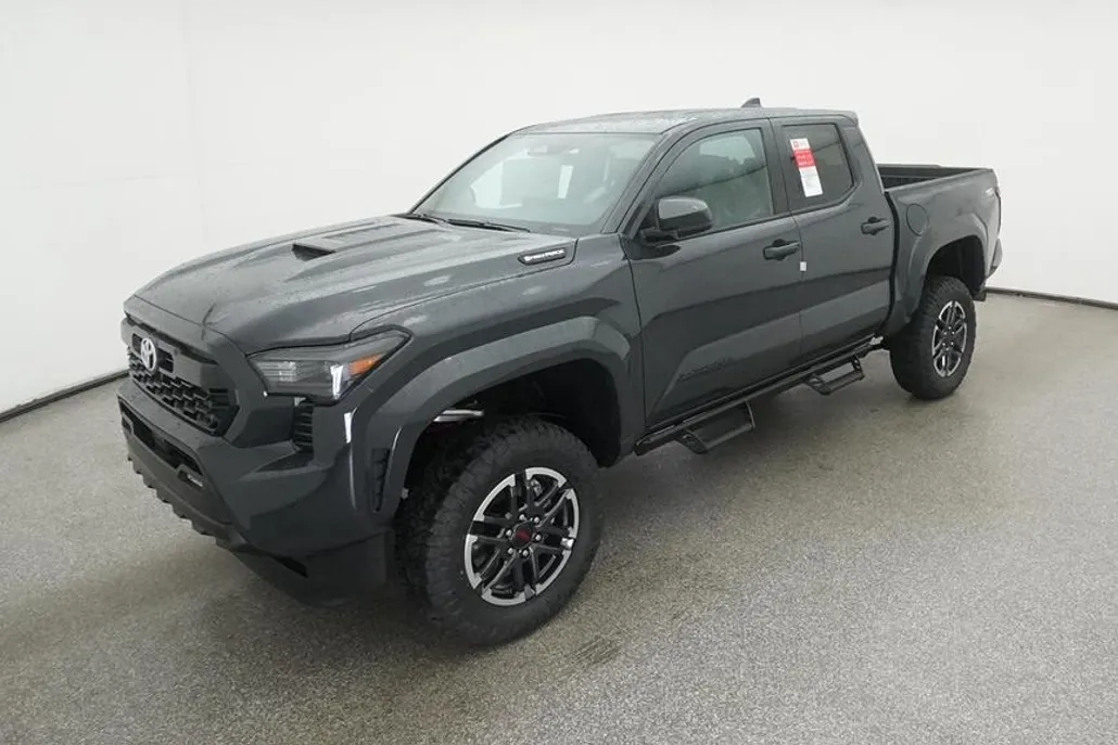 2025 Toyota Tacoma TRD Sport photo 1