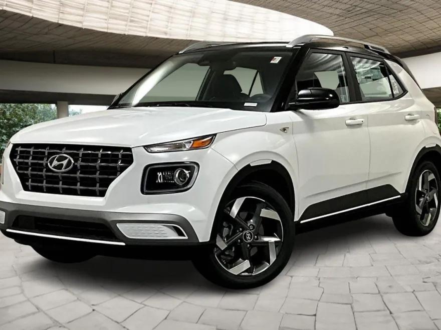 2025 Hyundai Venue Limited photo 1