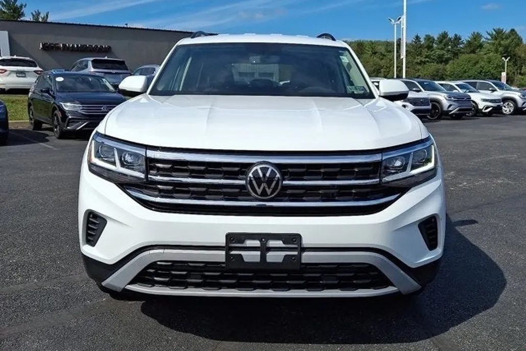 2022 Volkswagen Atlas SE photo 1