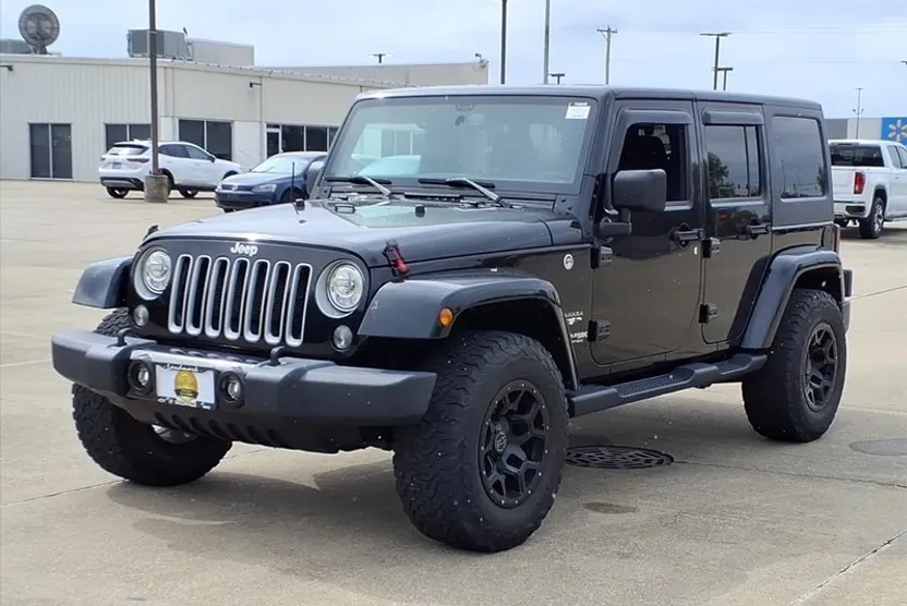2018 Jeep Wrangler Unlimited Sahara photo 1