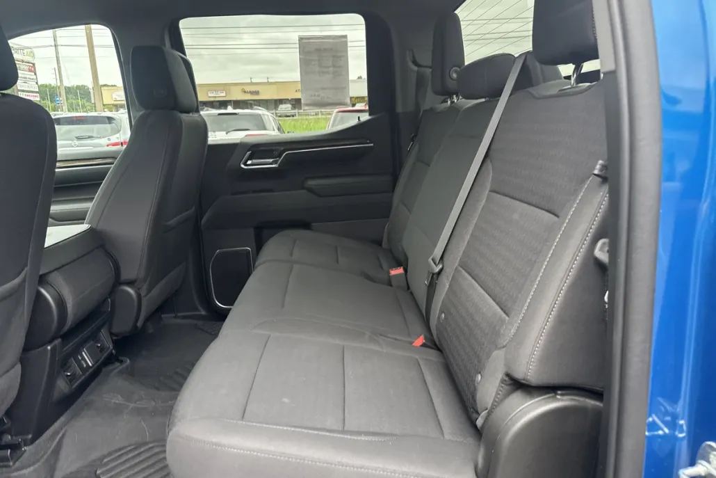 2022 Chevrolet Silverado 1500 RST photo 1