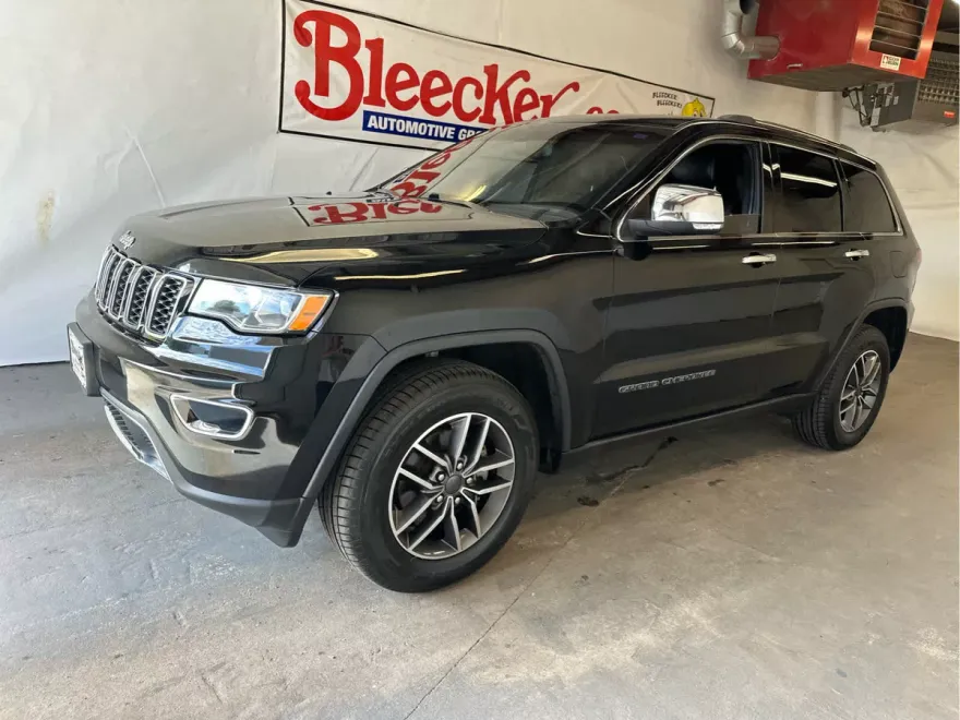 2020 Jeep Grand Cherokee Limited photo 1