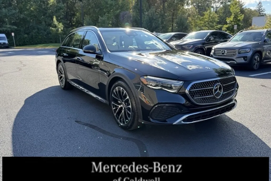 2026 Mercedes Benz E 450 4MATIC All-Terrain photo 1