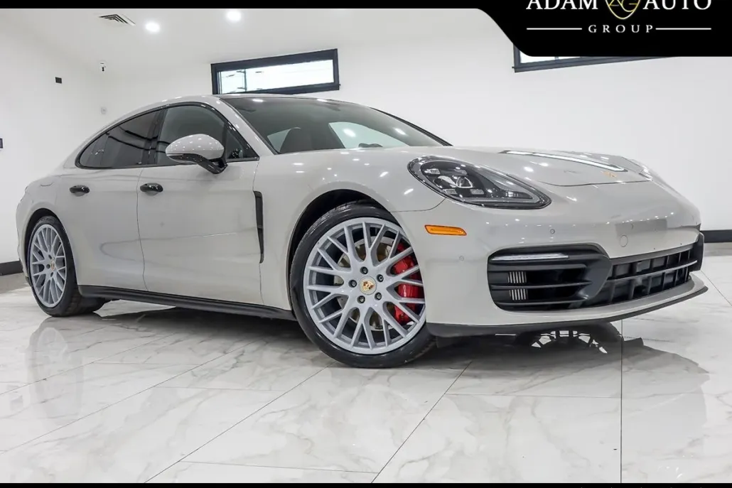 2021 Porsche Panamera 4S photo 1