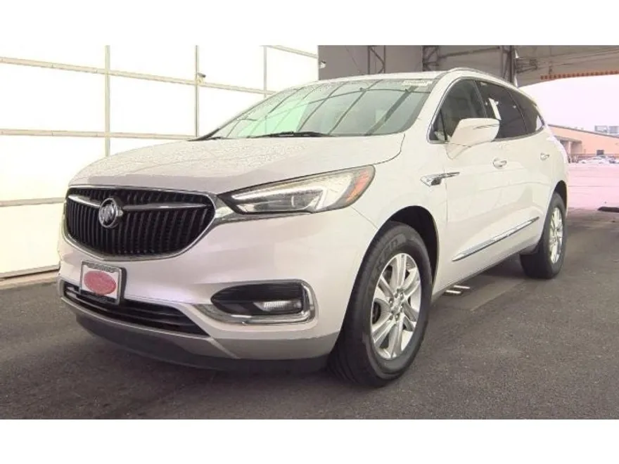2018 Buick Enclave Essence photo 1