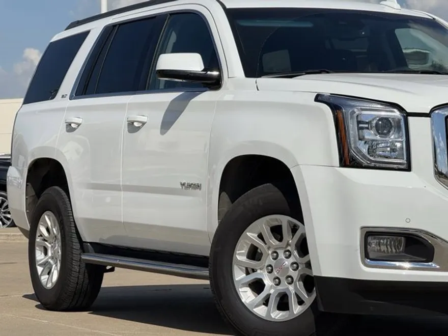 2019 Gmc Yukon SLT photo 1