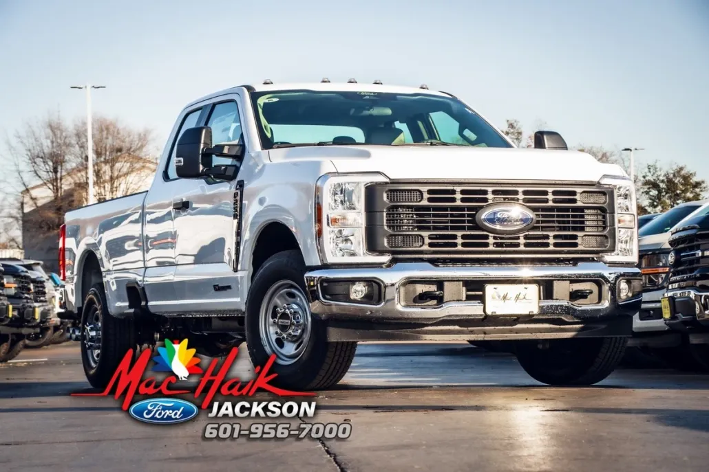 2025 Ford F-250 XL photo 1