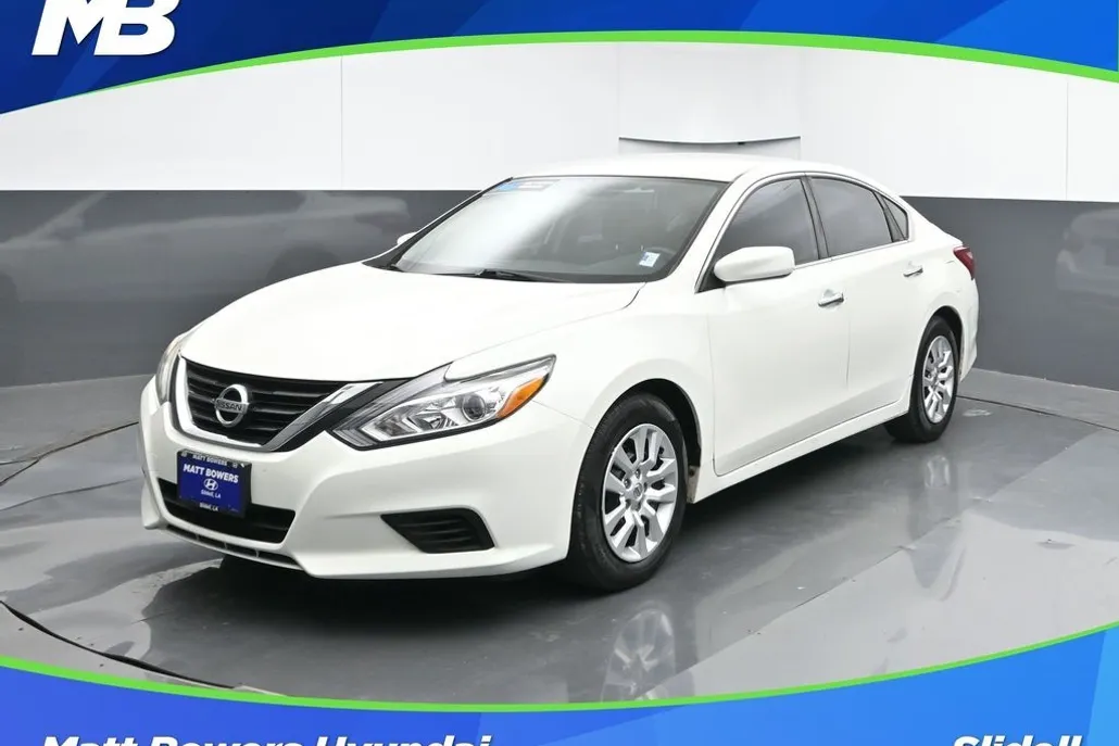 2016 Nissan Altima 2.5 photo 1