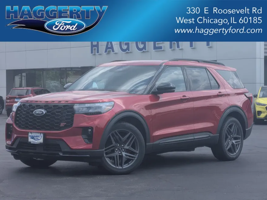2025 Ford Explorer ST-Line photo 1