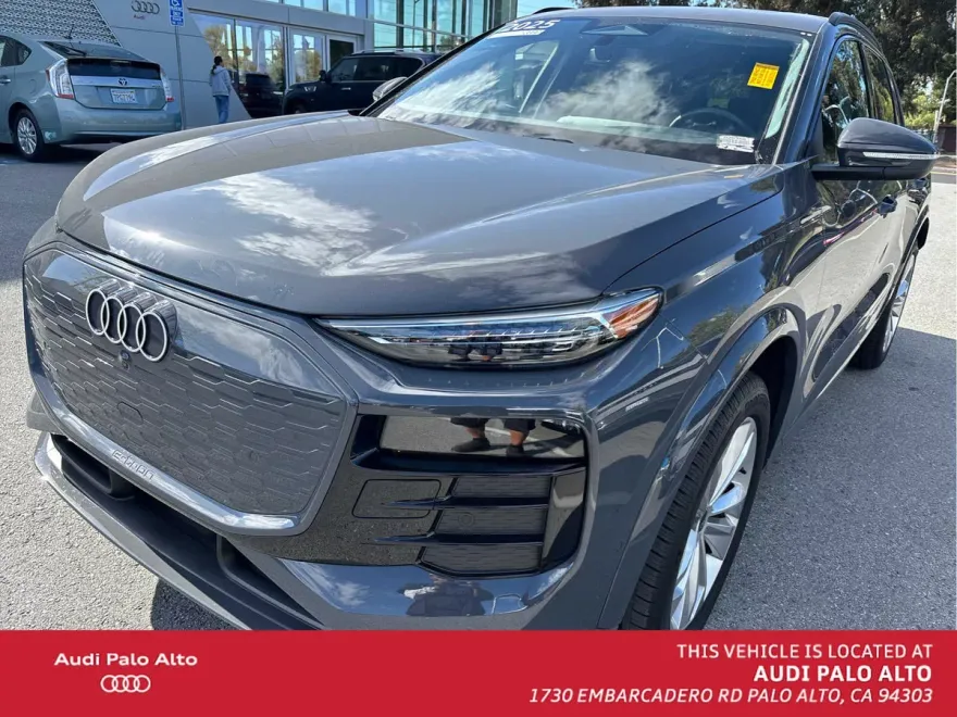 2025 Audi Q6 E-tron Premium Plus photo 1