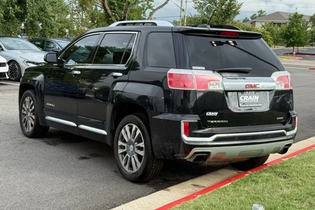 2017 Gmc Terrain Denali photo 1