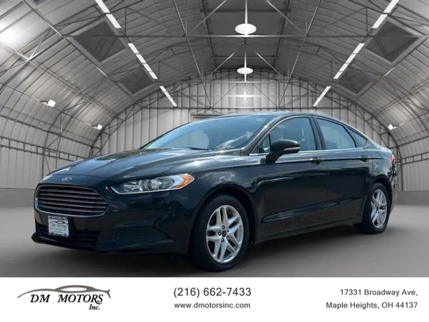 2013 Ford Fusion SE photo 1
