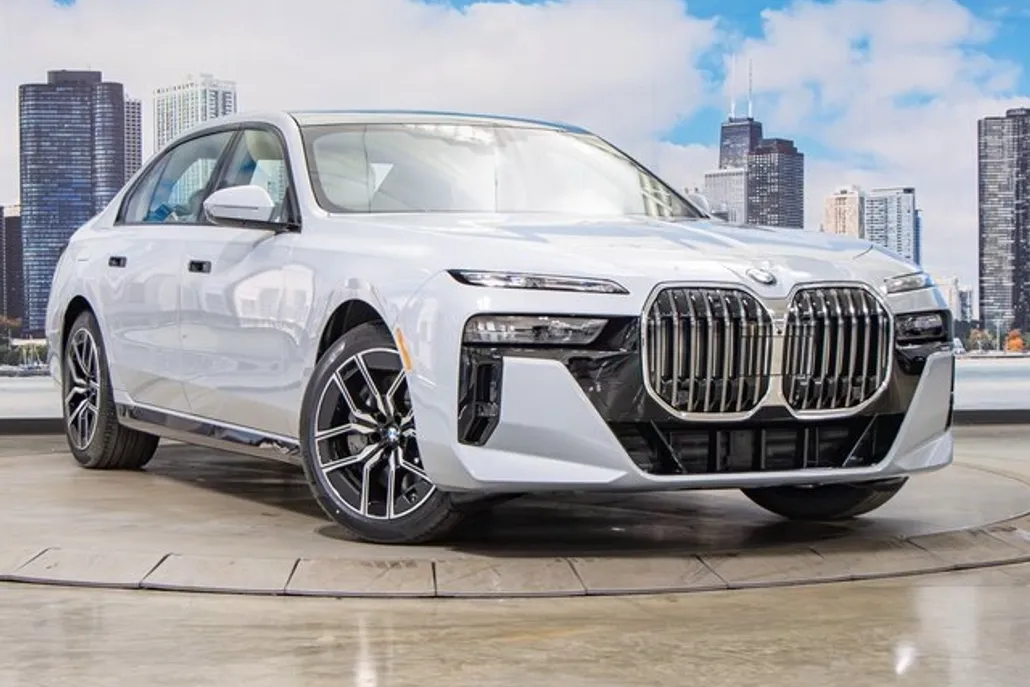 2025 Bmw 760i xDrive photo 1