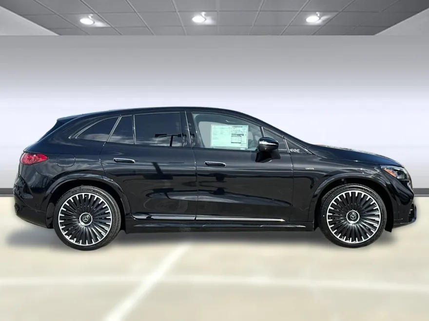 2025 Mercedes Benz EQE SUV AMG photo 1