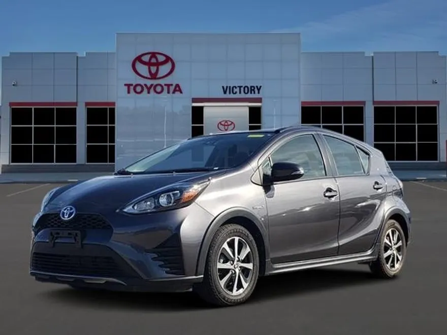 2018 Toyota Prius C Two photo 1