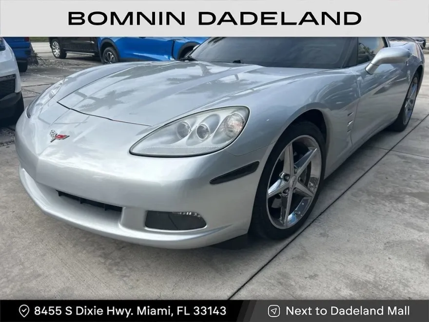 2011 Chevrolet Corvette Base 1LT photo 1