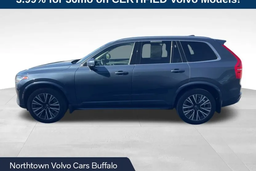 2022 Volvo XC90 T5 Momentum photo 1