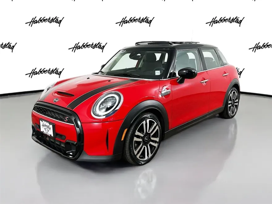 2023 Mini Cooper 4 Door Hardtop S photo 1