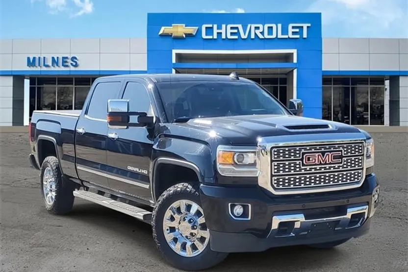 2018 Gmc Sierra 2500 HD Denali photo 1