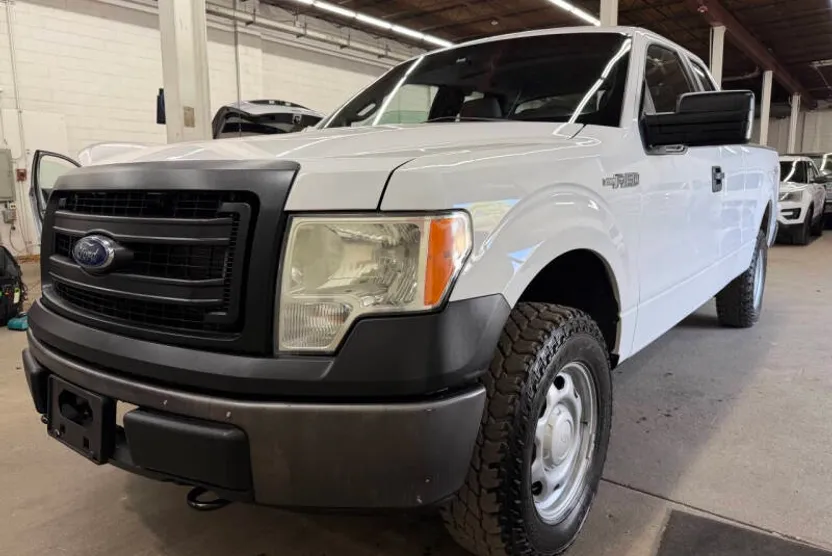 2013 Ford F-150 XL photo 1