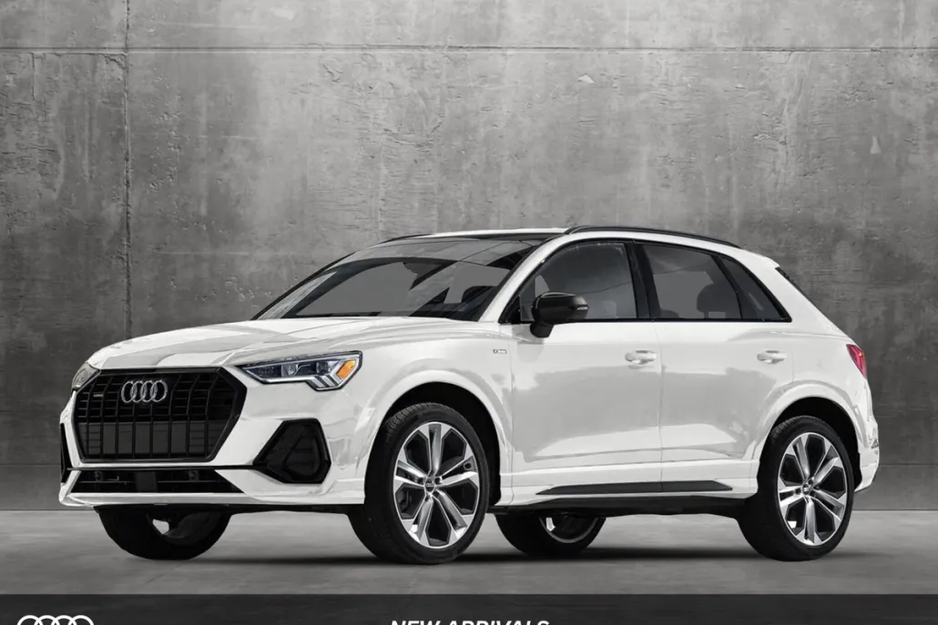 2024 Audi Q3 S line Premium Plus photo 1