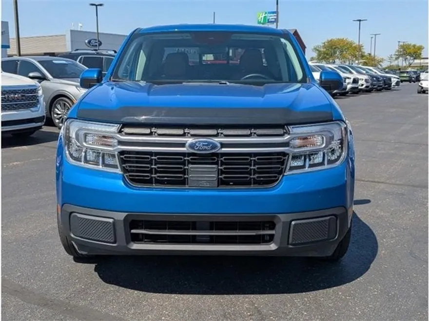 2022 Ford Maverick Lariat photo 1