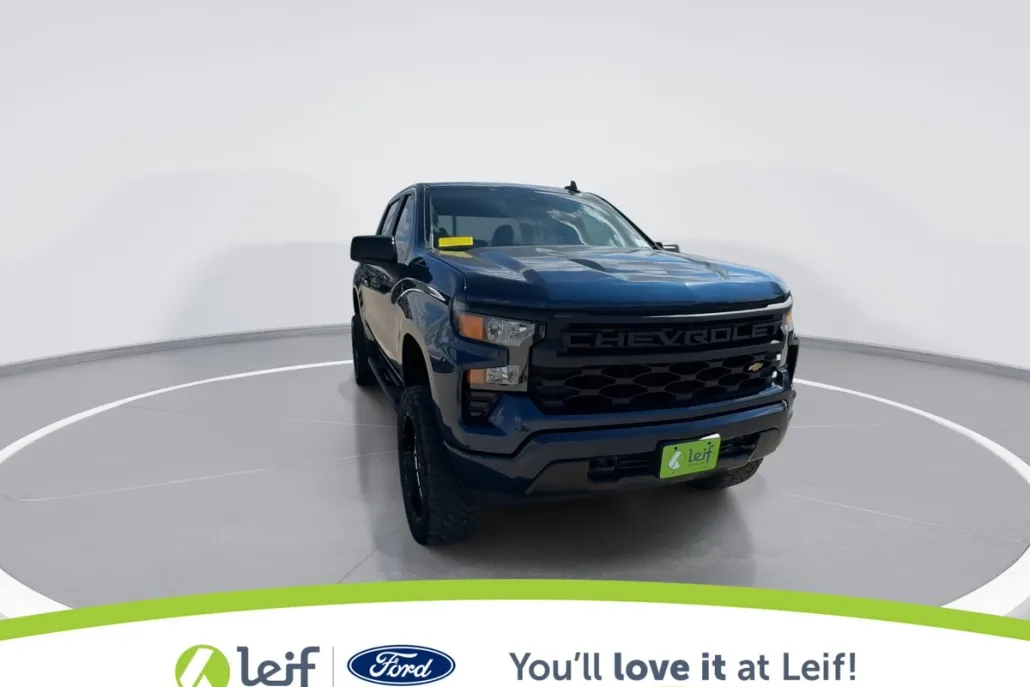 2022 Chevrolet Silverado 1500 Custom photo 1