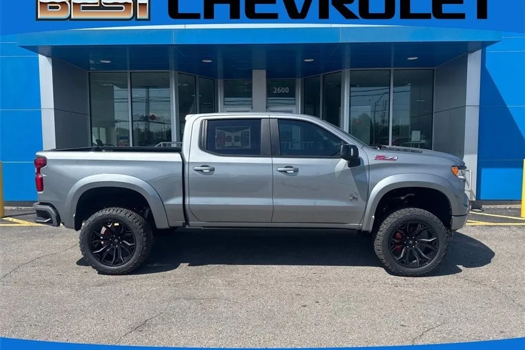 2025 Chevrolet Silverado 1500 RST photo 1