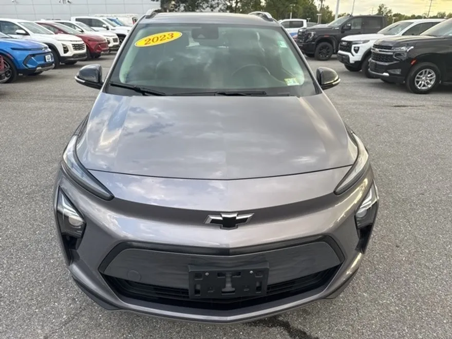2023 Chevrolet Bolt EUV photo 1